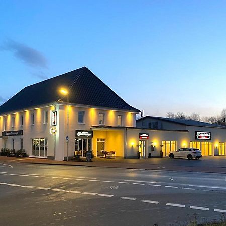 Central Hotel Wagenfeld Kültér fotó